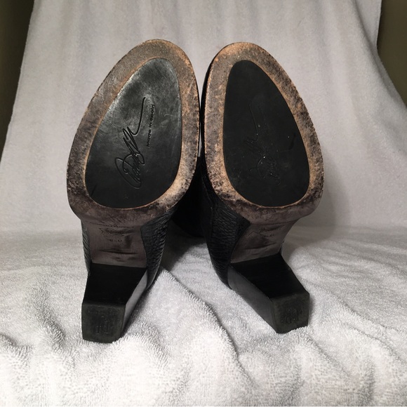 DONALD J. PLINER Boots DISTRESSED SUEDE Black - Sz 8.5 M Made in SPAIN - Picture 16 of 16